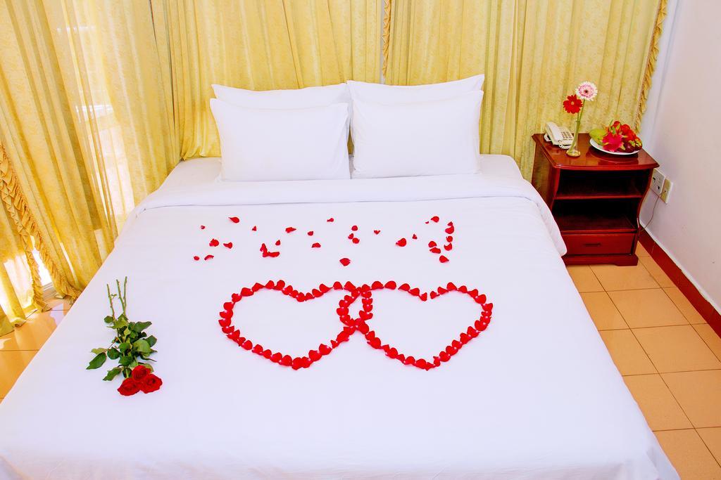 Aurora Nha Trang Hotel Exterior photo