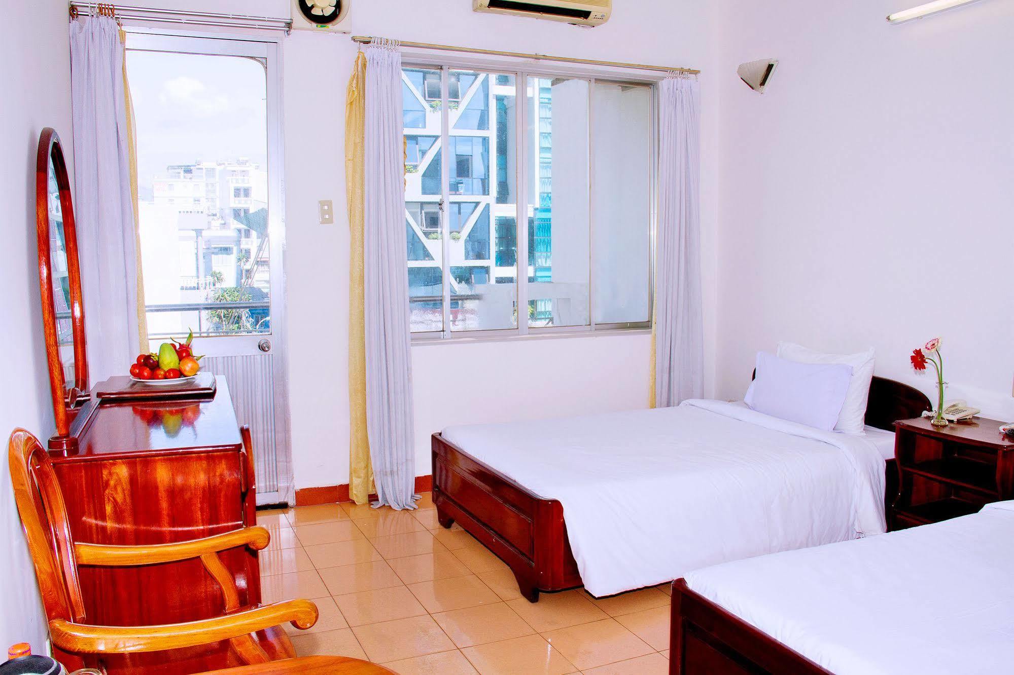 Aurora Nha Trang Hotel Exterior photo