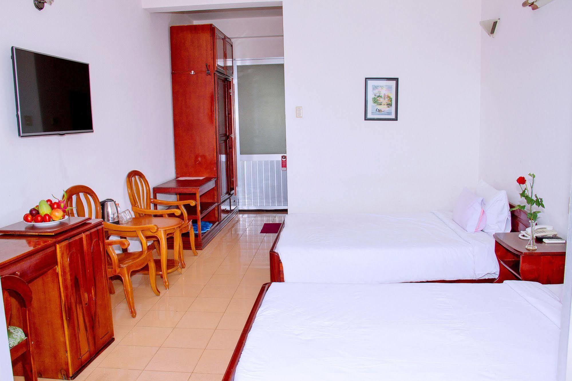 Aurora Nha Trang Hotel Exterior photo