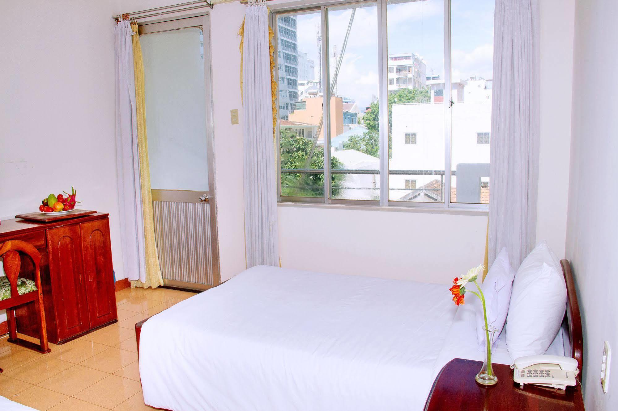 Aurora Nha Trang Hotel Exterior photo